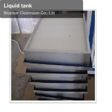 Liquid tank
