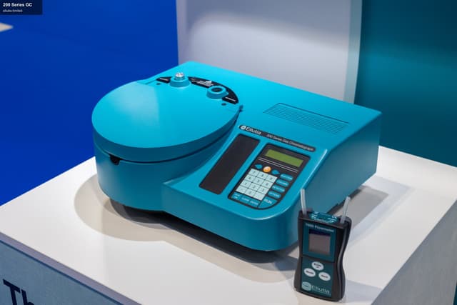 Ellutia Limited sell "200 Series GC"