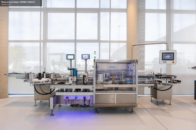 HERMA GmbH sell "Wrap-around labeler HERMA 132M HC"